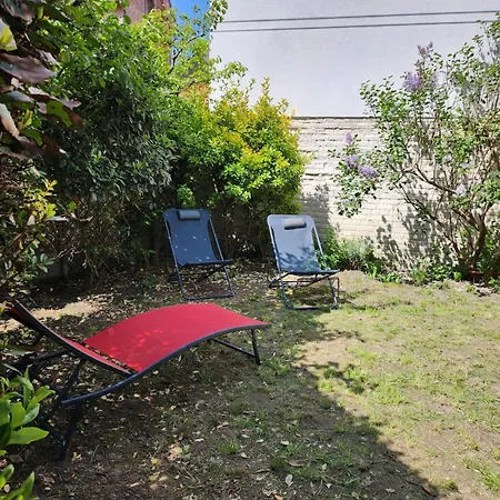 House With Garden, Terrace, Garden, Sea 300 M Away Villa *