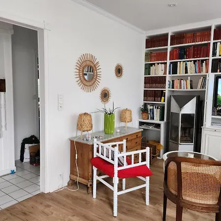 Villa House With Garden, Terrace, Garden, Sea 300 M Away *