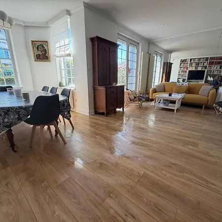 House With Garden, Terrace, Garden, Sea 300 M Away *